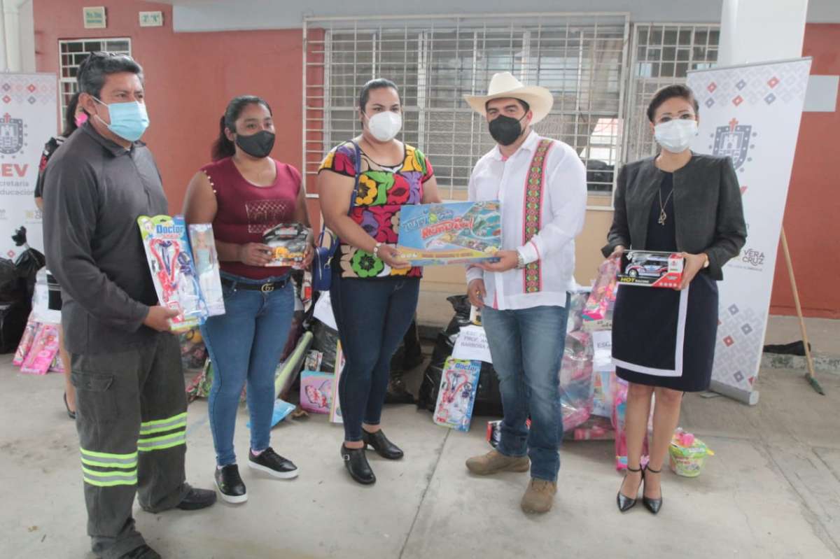 Gobierno de Veracruz rehabilita escuelas en Cosamaloapan, Chacaltianguis y Tlacojalpan
