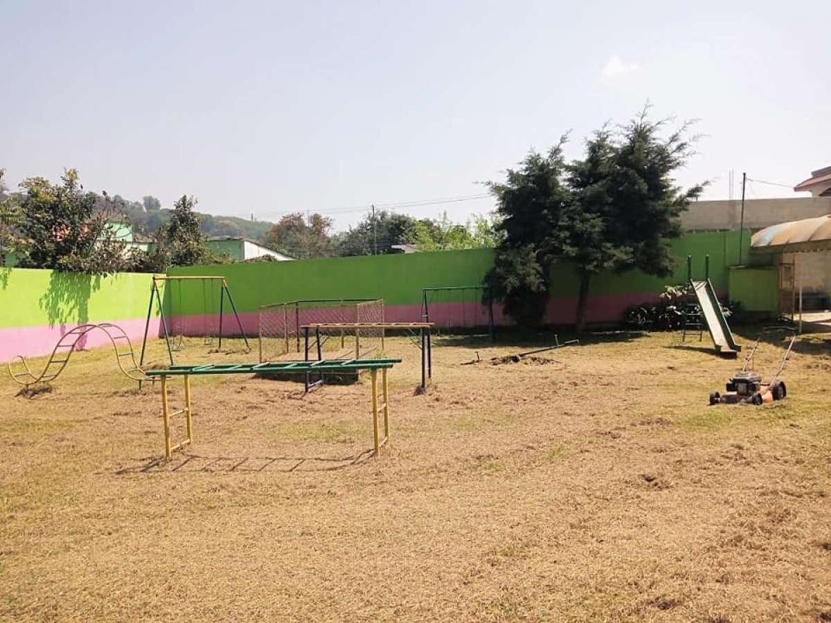 CONTINUAN DANDO MANTENIMIENTO A PLANTELES EDUCATIVOS EN HUATUSCO