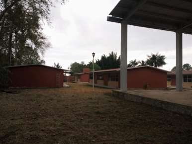 BALDINUCCI TEJEDA COLORADO, PENDIENTE DE LOS DIFERENTES PLANTELES EDUCATIVOS, PARA PROPORCIONAR MANTENIMIENTO