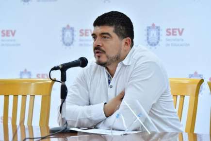 Sistema educativo se fortalece, el próximo martes concluirá entrega de 209 plazas: SEV