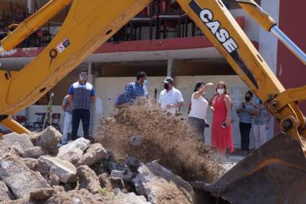 Rehabilitación del Ilustre Instituto Veracruzano avanza con obras de calidad