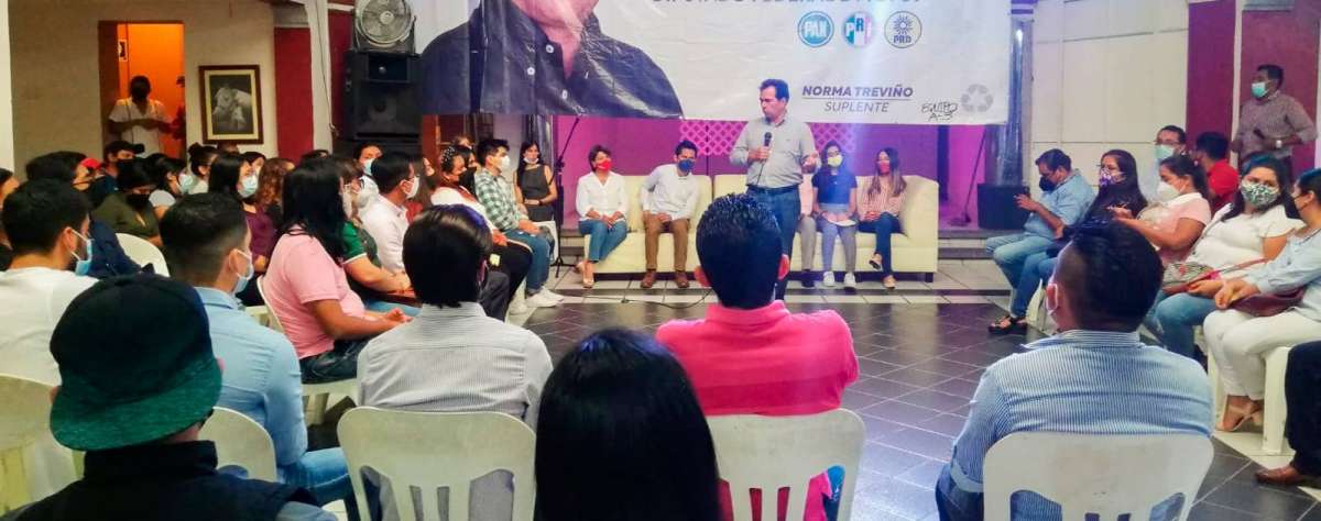 Pepe Yunes reconoce la fuerza de los jóvenes Coatepecanos