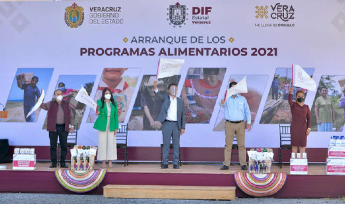 Reinicia gobernador Cuitláhuac García entrega de programas alimentarios 2021 en todo el estado