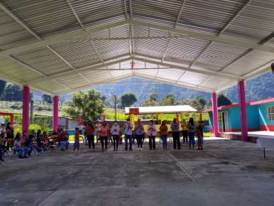 Entregan techado a la Escuela Primaria de la localidad de La Raya, municipio de Huatusco.