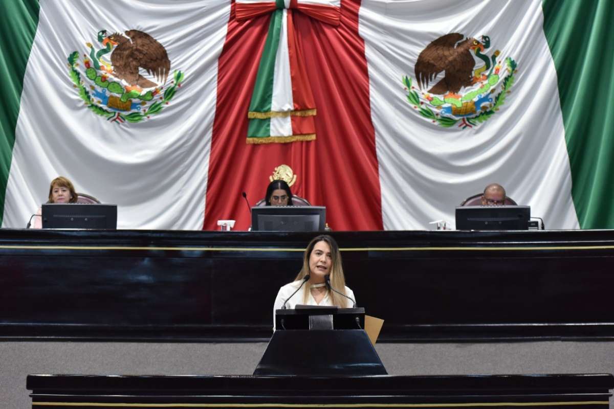 Plantea diputada iniciativa que busca prohibir discriminación a estudiantes “por apariencia”