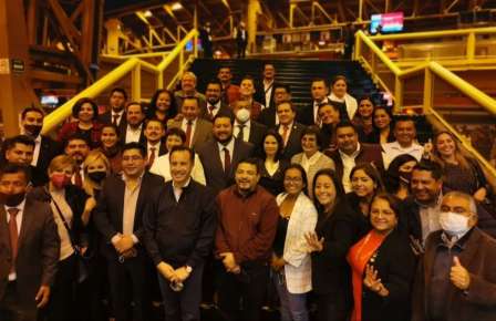 Juan Javier Gómez Cazarín celebra el Tercer Aniversario de la victoria del Pueblo de México*