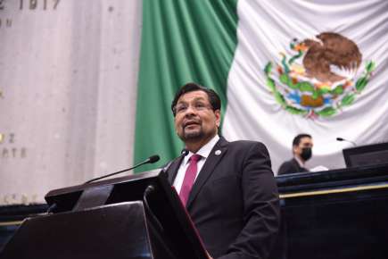 Instalaciones públicas contarán con traducción a lenguas originarias
