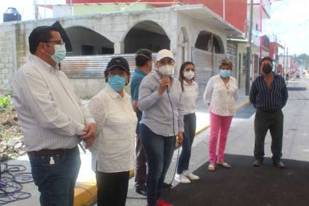 CONCLUYE LA PAVIMENTACIÓN DE LA CALLE 34 DE LA RESERVA TERRITORIAL.