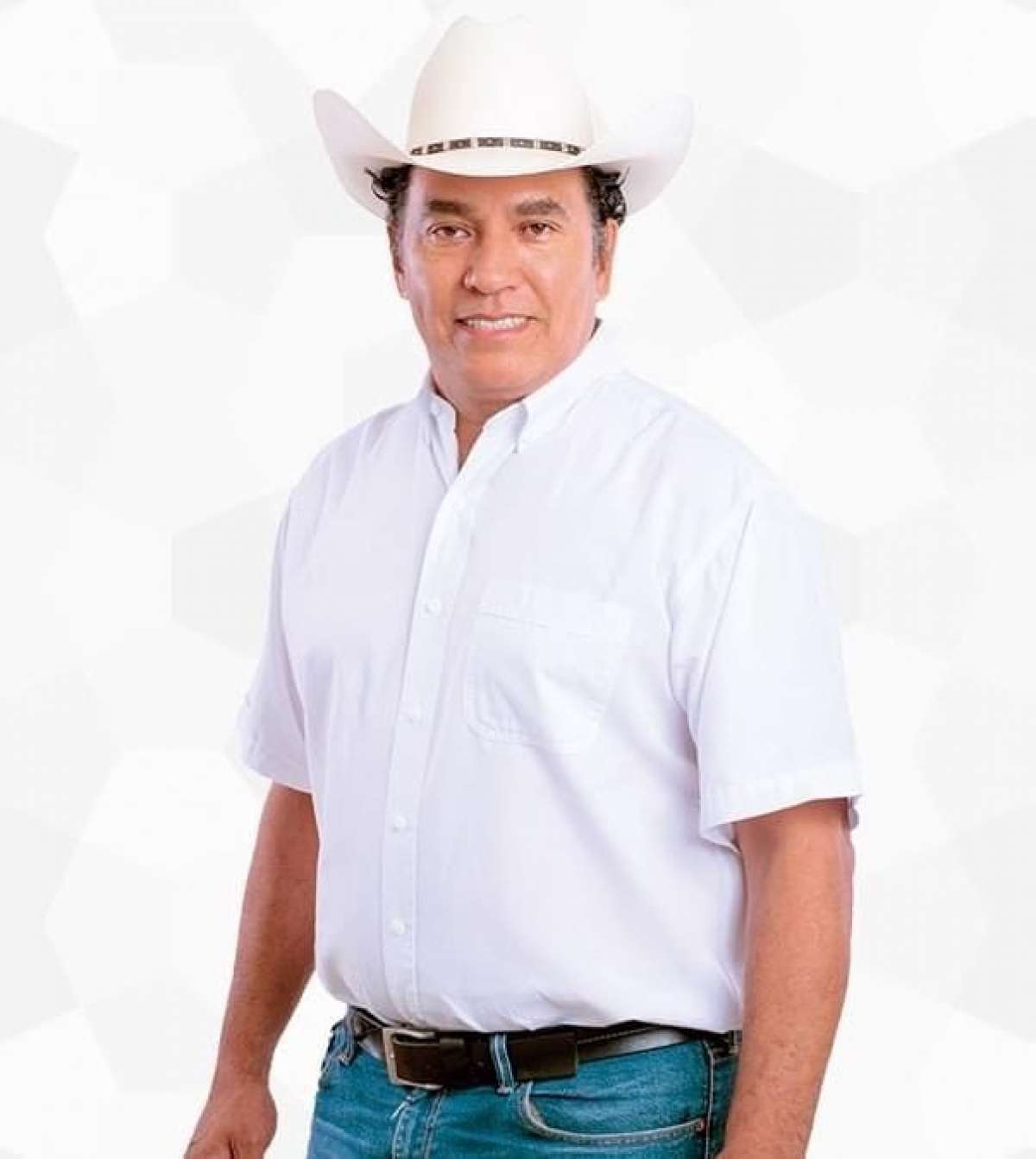 *Martínez Amador, gestor en favor del pueblo*