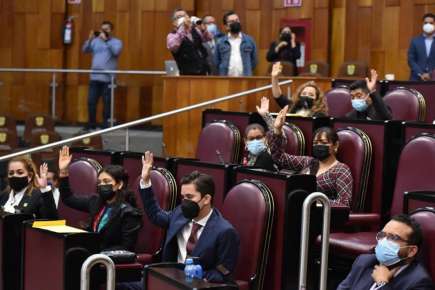 Reducirían financiamiento público a los partidos políticos