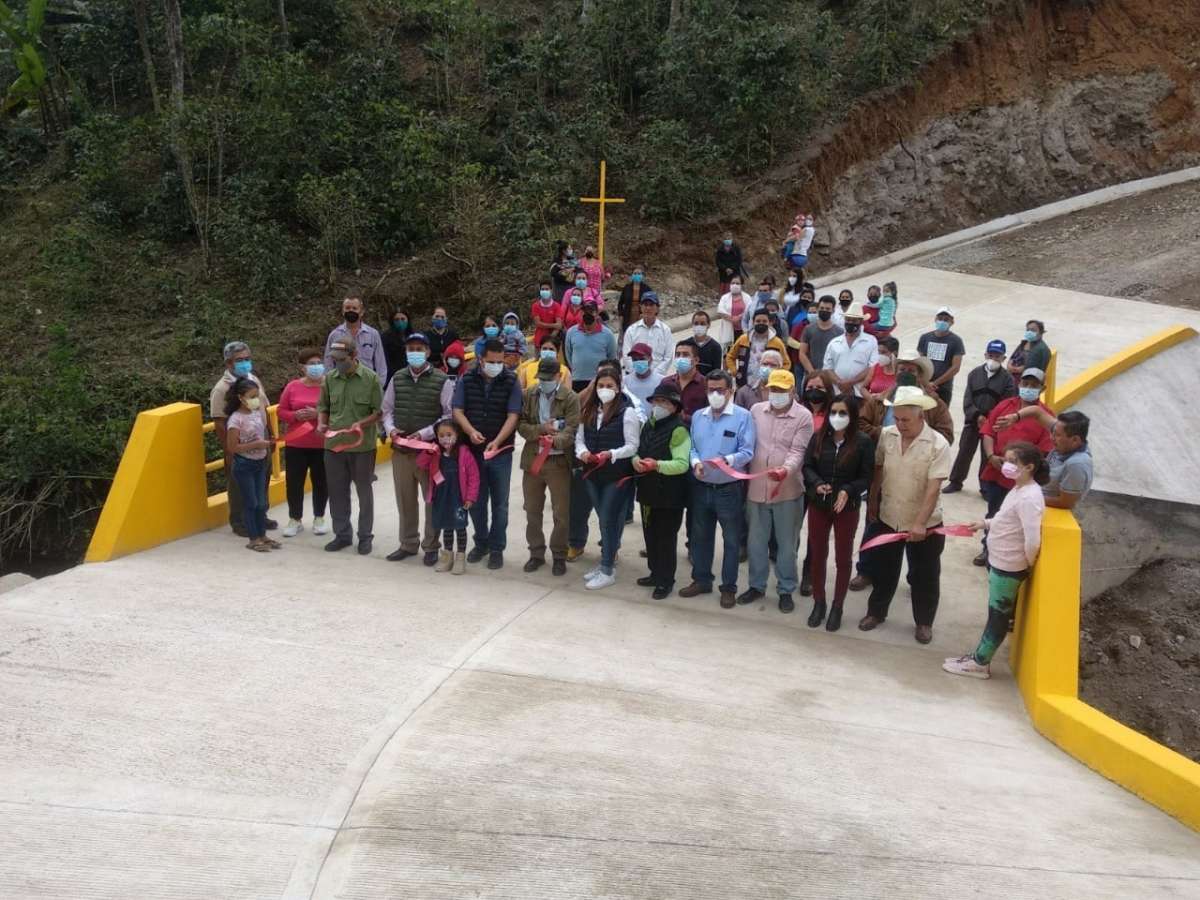 Puente en El Tesmolito, una realidad.