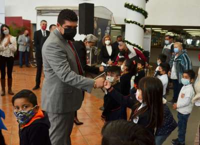 Iniciaron clases presenciales 24 mil escuelas de Veracruz, este lunes