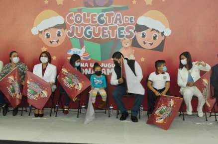 Con 29 mil regalos cierra SEV campaña anual Dona un Juguete, Dona Amor   