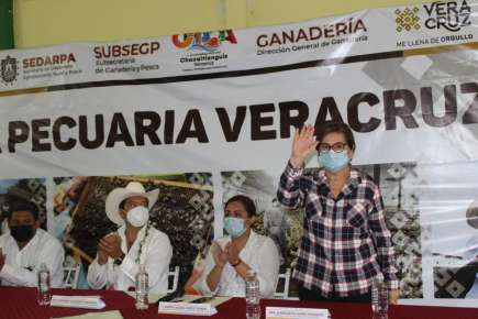 Impulsa Mago Corro beneficios para el sector pecuario de la Cuenca del Papaloapan