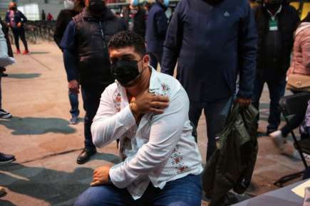 Zenyazen Escobar García fortalece su imagen ante el magisterio veracruzano.   