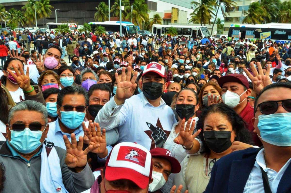 Zenyazen Escobar García y Maestros con Morena respaldan la Reforma Eléctrica.