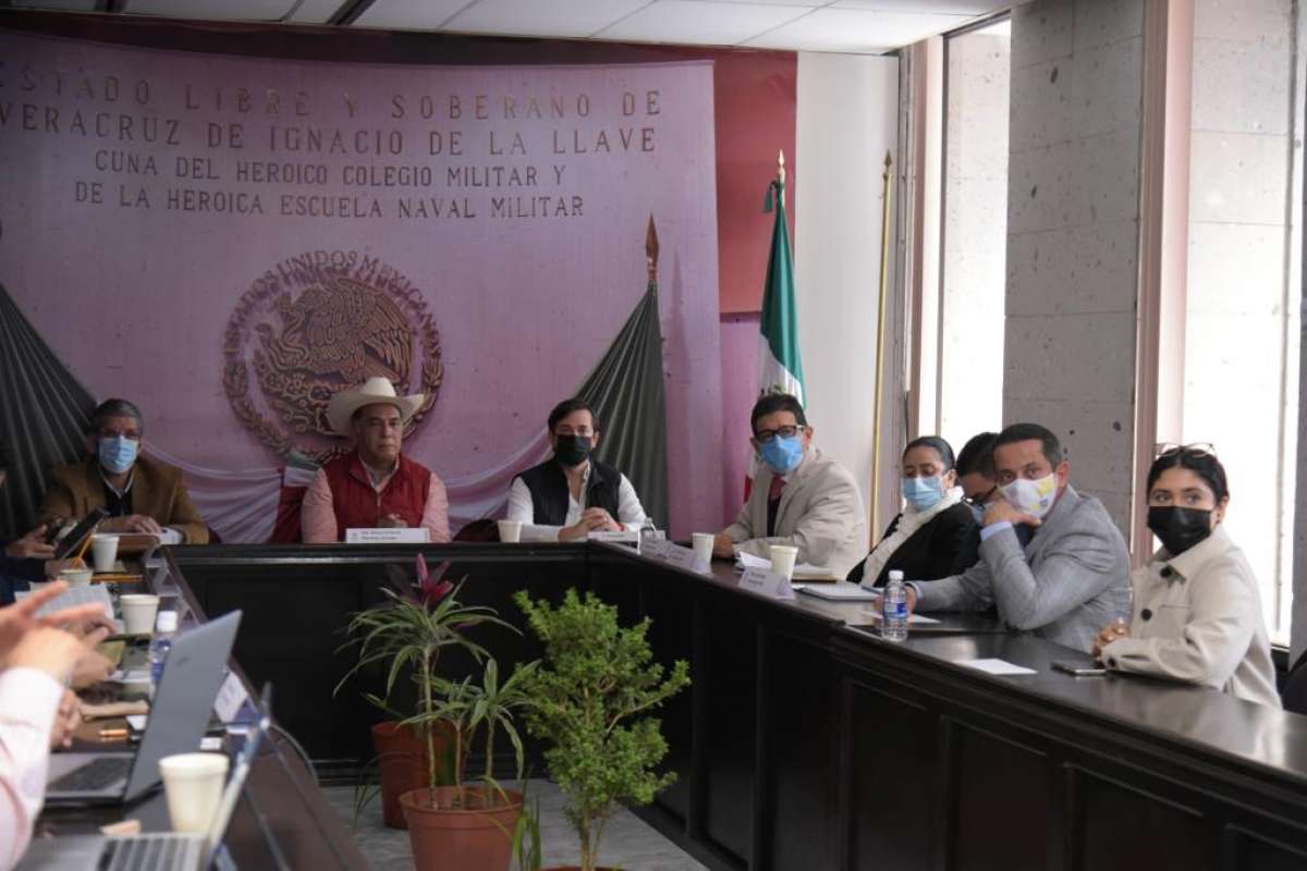Propone diputado alternativas de abasto de agua para Acayucan   