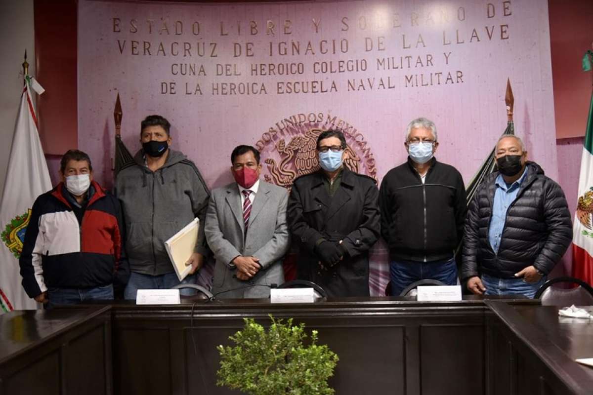 Atienden diputados a productores ejidales de Manlio Fabio Altamirano