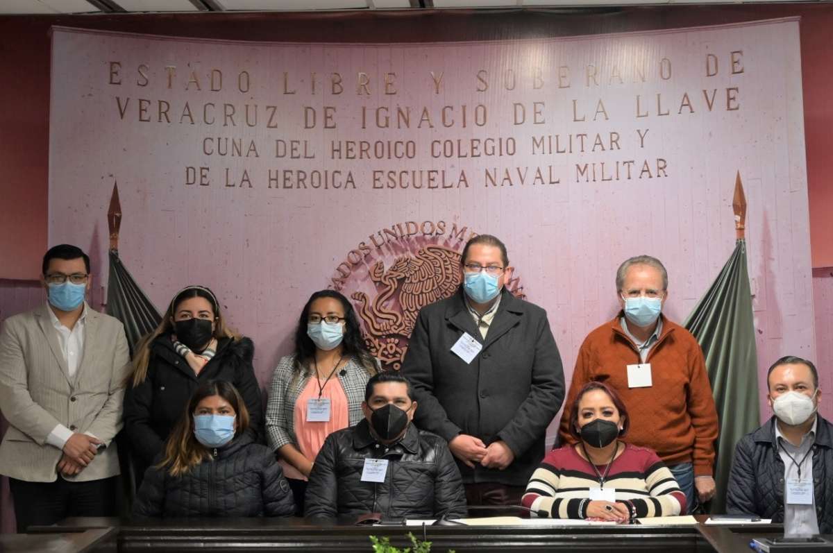 Respaldan diputadas reducción del uso de papel en la administración municipal