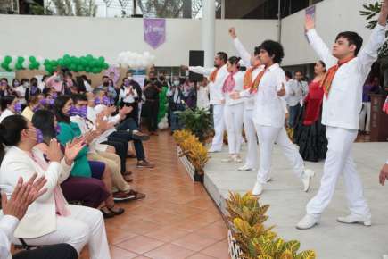 Mujeres, pieza fundamental en la transformación de la sociedad y la educación: SEV   