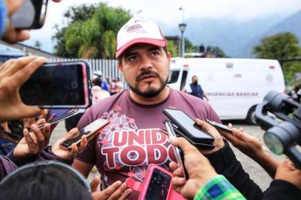 *El beneficio y cuidado de nuestros estudiantes es prioridad: Zenyazen Escobar García