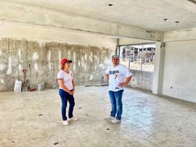 Zenyazen Escobar García supervisa obra del CONALEP en Córdoba