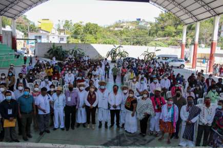SEV da voz a los pueblos originarios para construir la Nueva Escuela Mexicana   