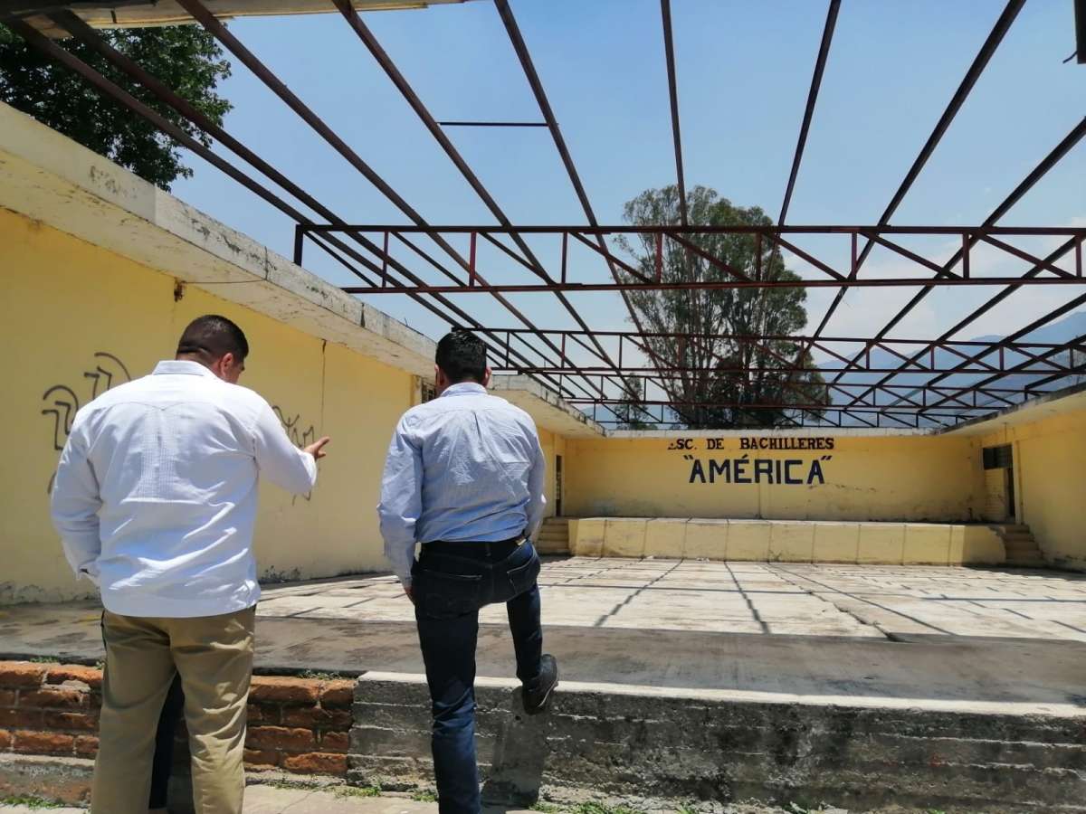 Certeza jurídica a escuelas garantizará mayores oportunidades para la niñez y juventud: Luis Arturo Santiago