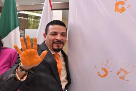 Diputadas y diputados signan decálogo de compromisos por el Día Naranja