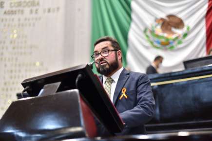 Reconocerían a la Universidad Veracruzana en el Muro de Honor del Congreso