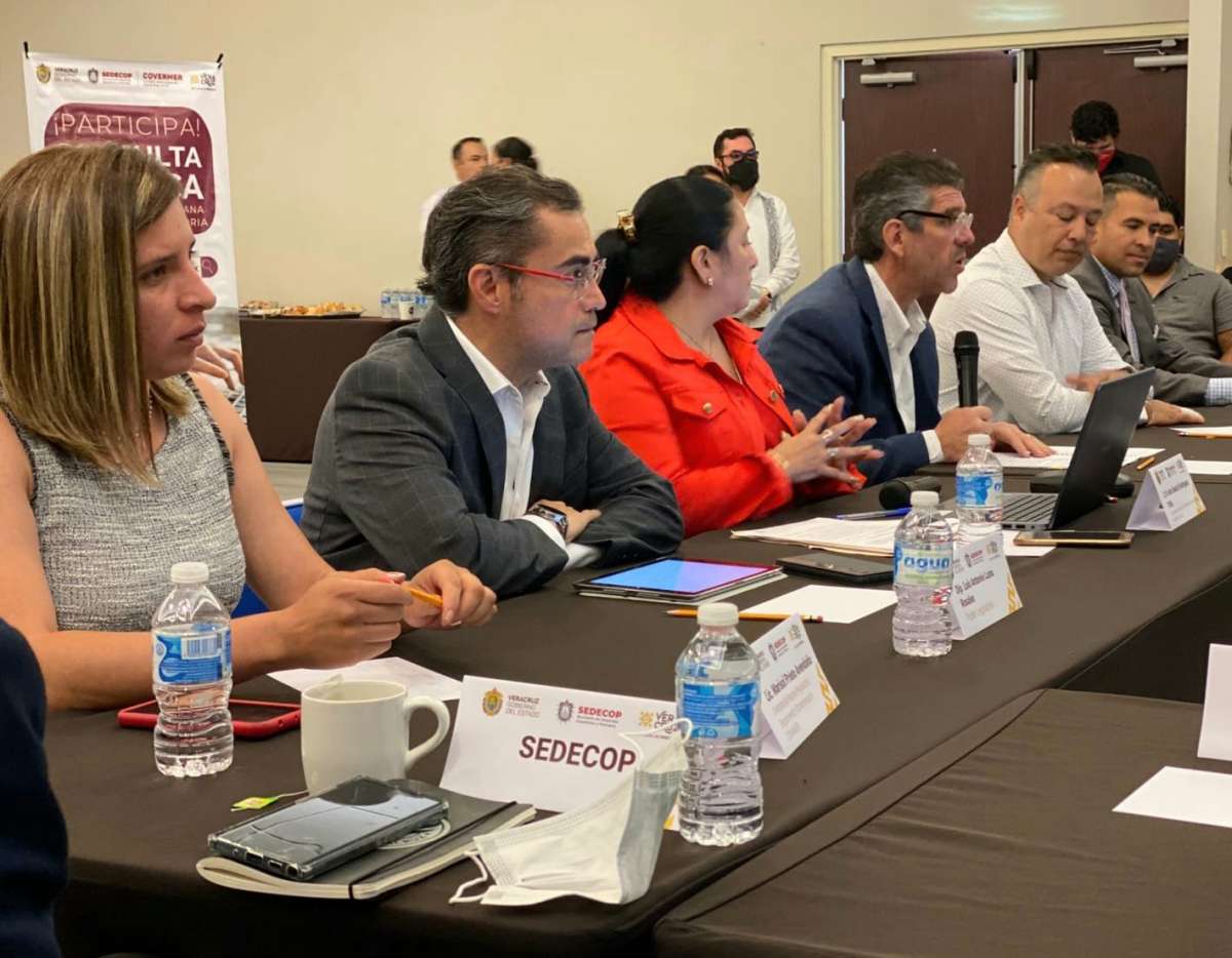 Consolidar comités internos de Mejora Regulatoria contribuirá a elevar la competitividad del estado: Toño Luna