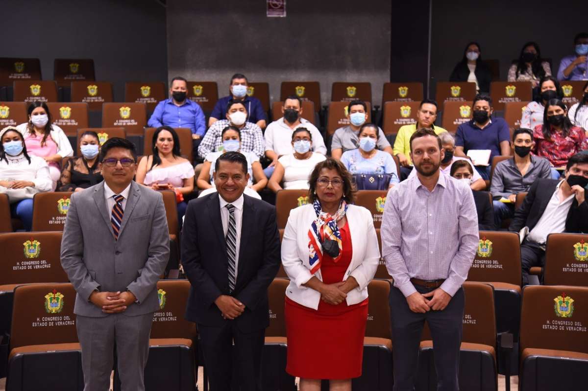 Capacitan Congreso y Orfis a autoridades municipales electas