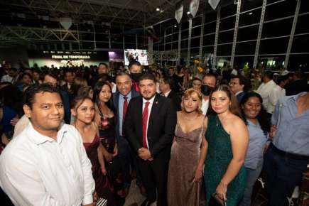 Zenyazen destaca talento de estudiantes emprendedores veracruzanos