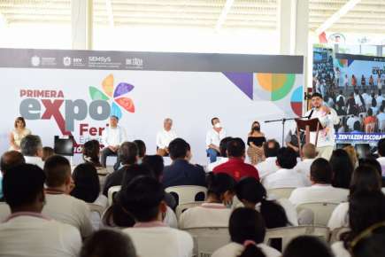 Expo Feria Educativa Región Olmeca reunió a más de 10 mil jóvenes: SEV