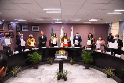 Impulsa Diputada convenio para que planteles universitarios otorguen becas