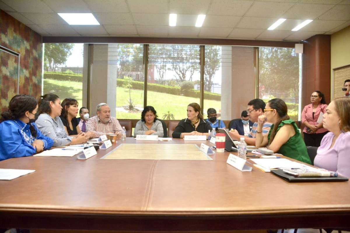 Presenta Comisión para regularización de predios escolares plan de trabajo*