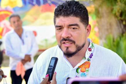 Zenyazen se congratula con visita de nueva titular de la SEP a Veracruz; ambos funcionarios encabezan evento en norte del estado