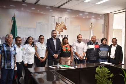 Recibe Comisión iniciativa ciudadana en materia ambiental   
