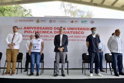 Los estudiantes de Educación Superior no ponen pretextos, superan los retos: gobernador Cuitláhuac García