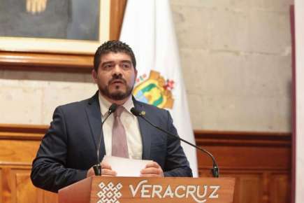 Zenyazen entrega más de 23 mil paquetes de útiles escolares con esquema de combate a la corrupción