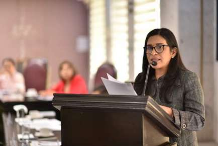 Respaldo al Ejército y Guardia Nacional contribuirá en la pacificación del país: Magaly Armenta