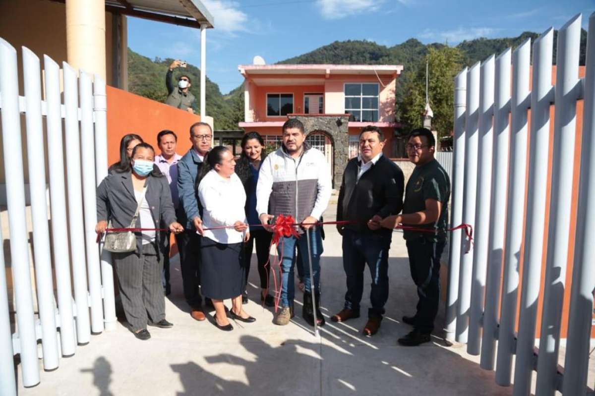 Zenyazen destacó: su prioridad, la comunidad estudiantil para seguir con la transformación educativa en Veracruz