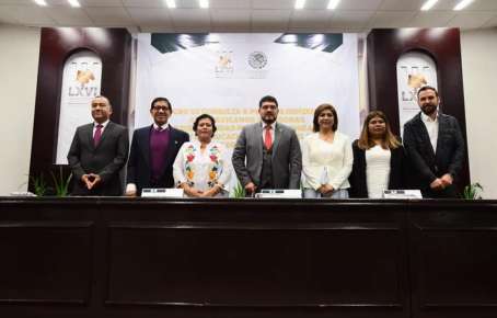 Zenyazen Escobar inaugura Foro de Consulta para la Armonización de la Ley de Educación Superior