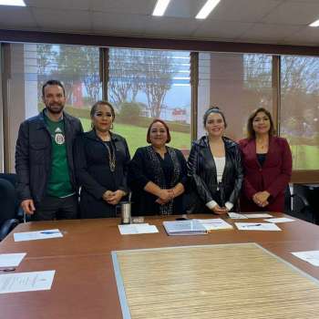Anuncia Adriana Esther Martínez ampliación de plazo para propuestas al premio “Adolfo Ruiz Cortines”