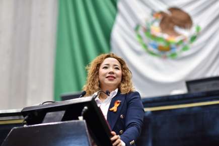 Plantea Diputada enfoque intercultural para solución de conflictos