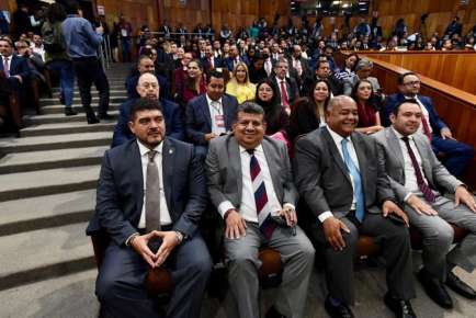 Zenyazen Escobar agradeció que el sector educativo cuente con un gran aliado como Cuitláhuac García Jiménez