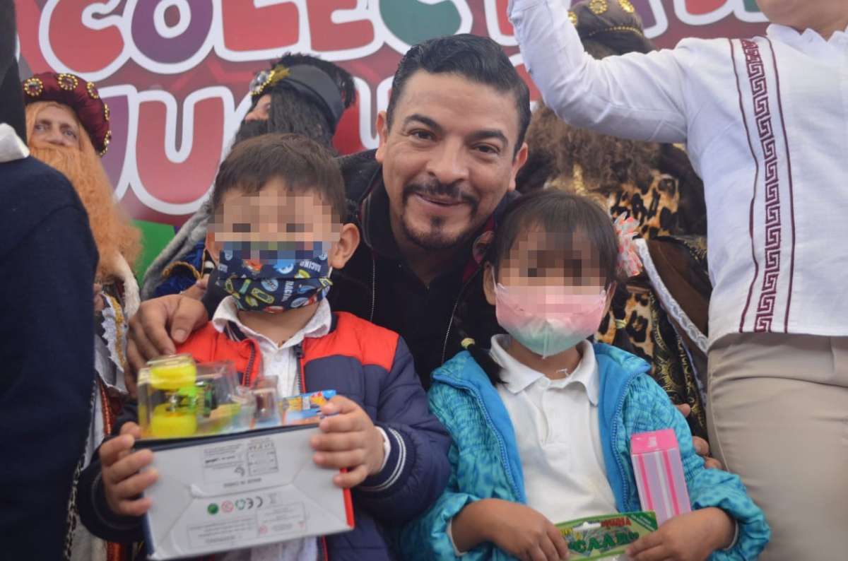 Reconoce Gómez Cazarín a la SEV por procurar felicidad a niñas y niños veracruzanos