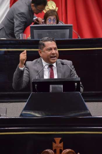 Oposición, cínica, miente al pueblo con discursos de politiquería barata; 4T sí cumple en materia social: Luis Arturo Santiago