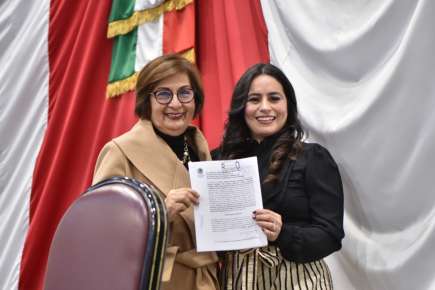 Proteger a las mujeres de la violencia simbólica, proponen estudiantes   