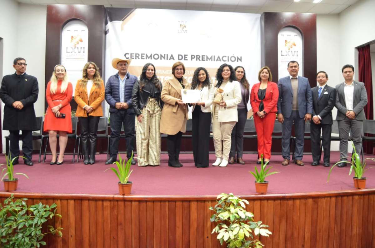 Unir esfuerzos con la juventud contribuirá en una profunda transformación del Estado mexicano: Mago Corro